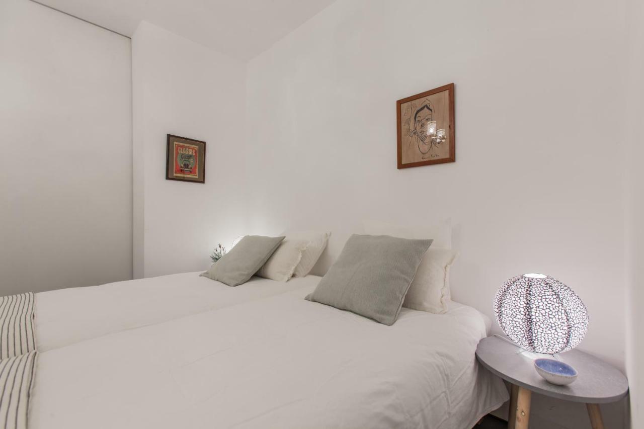 Renovated Apart With Private Courtyard, By Timecooler Lisbona Esterno foto