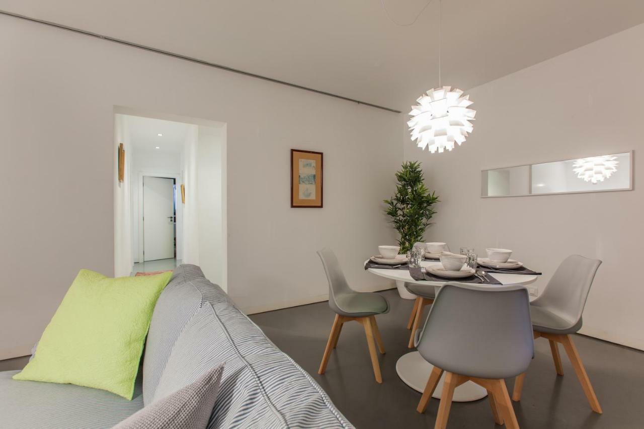 Renovated Apart With Private Courtyard, By Timecooler Lisbona Esterno foto