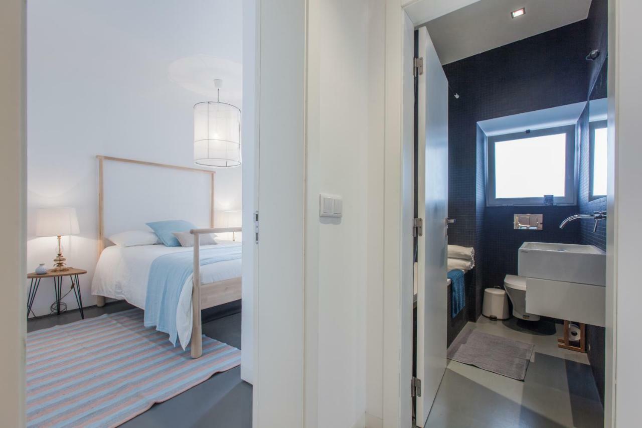Renovated Apart With Private Courtyard, By Timecooler Lisbona Esterno foto