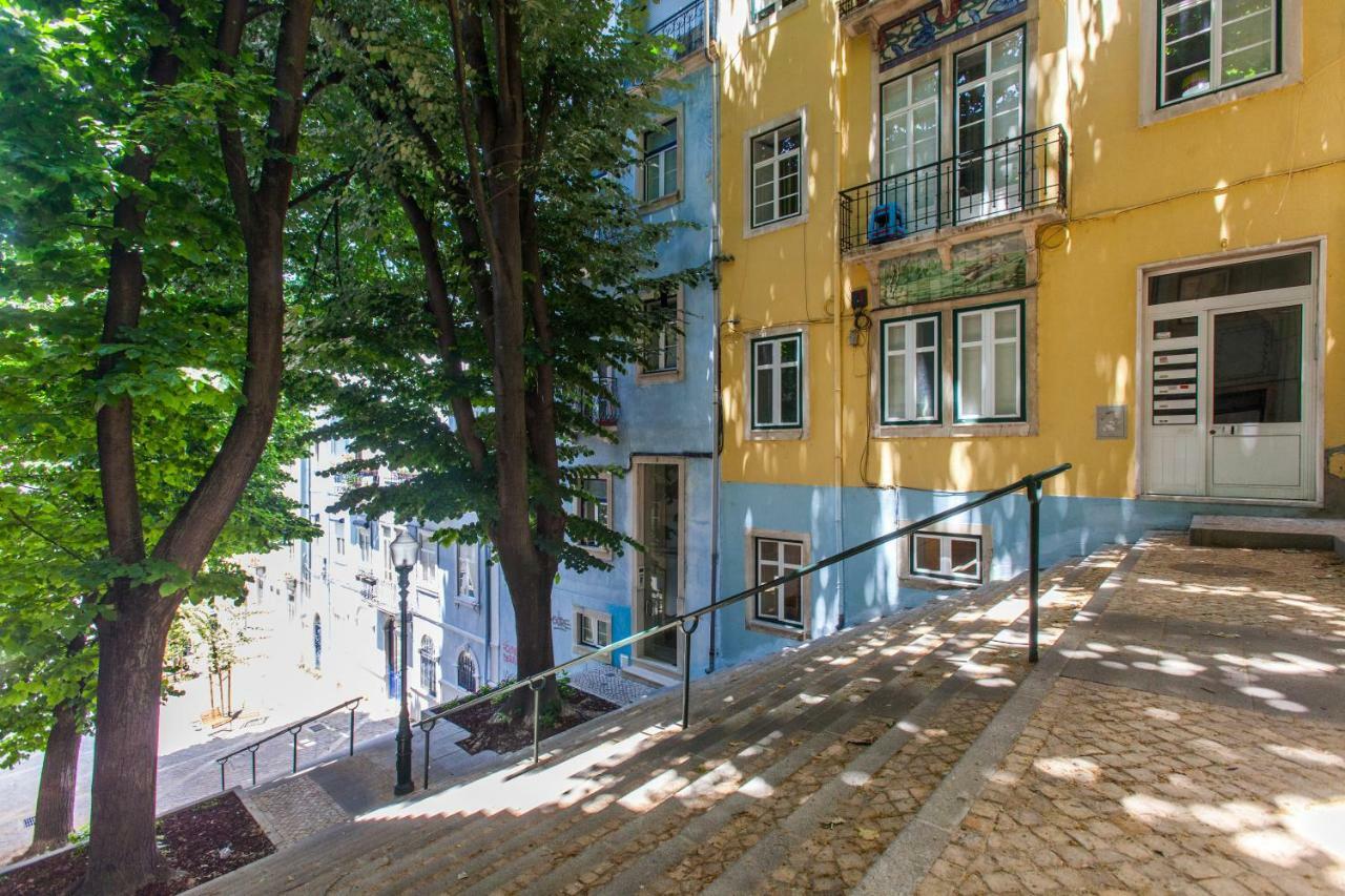Renovated Apart With Private Courtyard, By Timecooler Lisbona Esterno foto